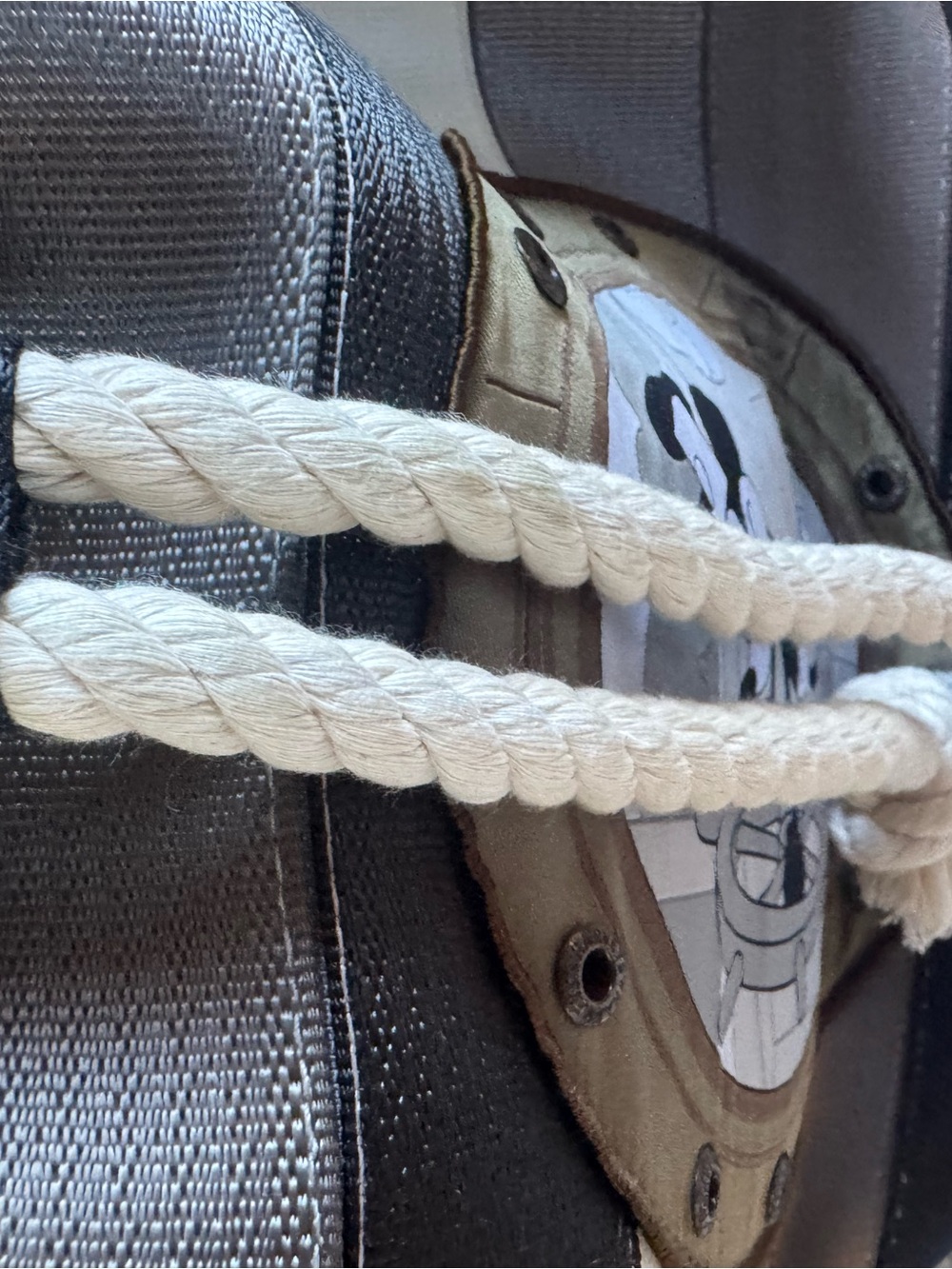 Harveys Disney Steamboat Willie Bucket Bag - Picture 4 of 8